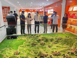 洛陽(yáng)市市委常委、宣傳部長(cháng)王飛蒞臨洛陽(yáng)正大調研